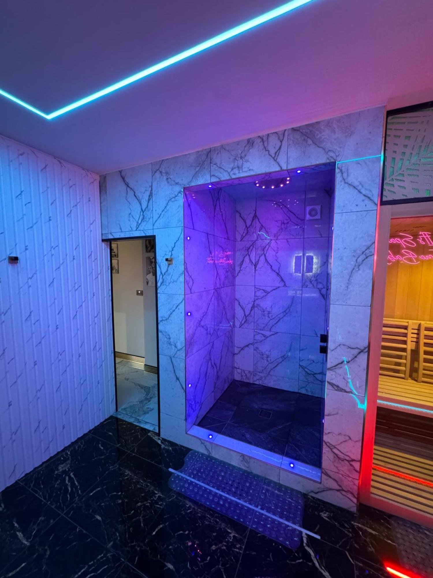 Highfield Private Spa Apartment Bradford  Kültér fotó